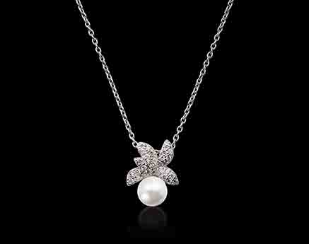 Pendentif- perle blanche-celeste